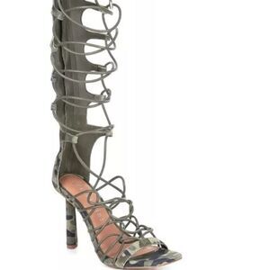 NWT Gianni Bini Rydelle leather Suede Camo Print Tall Wrap Lace-Up Sandals SZ10M